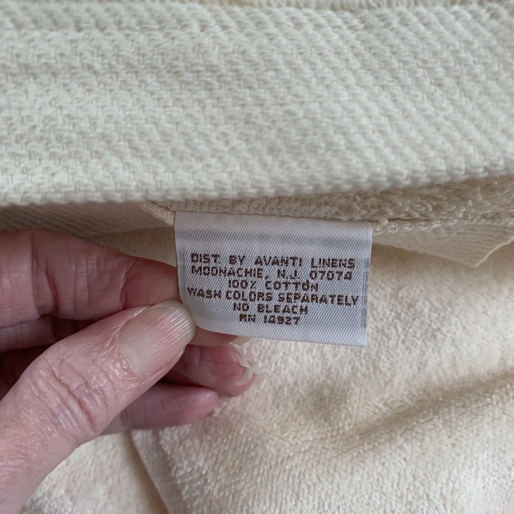 1978 Avanti Towel Set 3 Piece Cream Lace Satin‎ USA Bath Hand Washcloth New